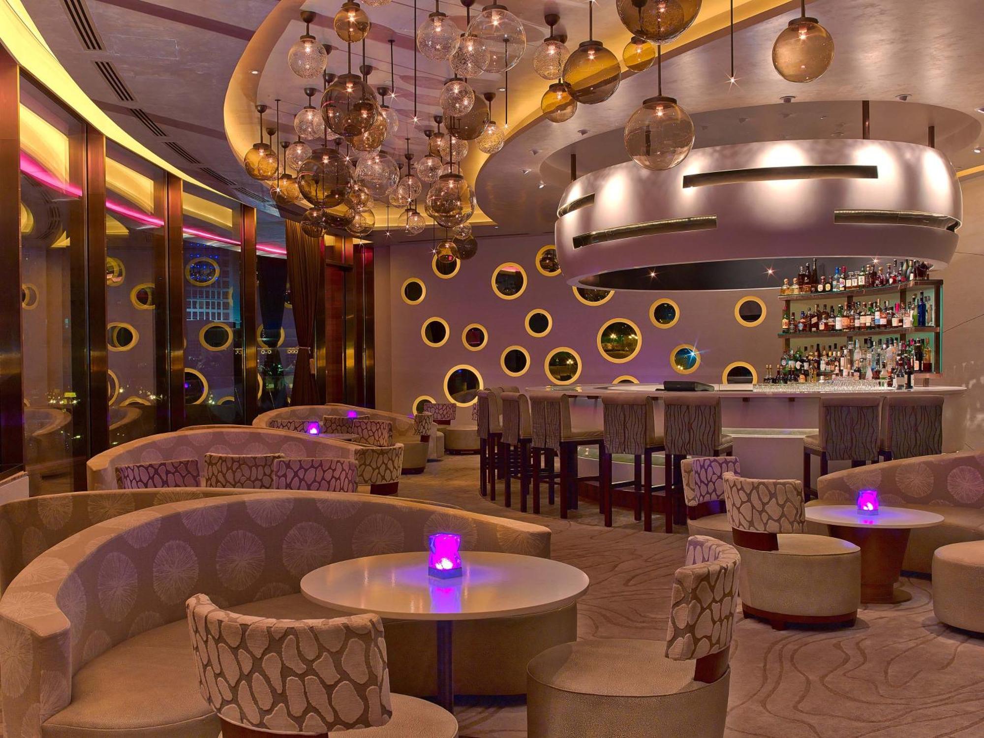 Four Seasons Hotel דוחה מראה חיצוני תמונה The bar at the Wynn