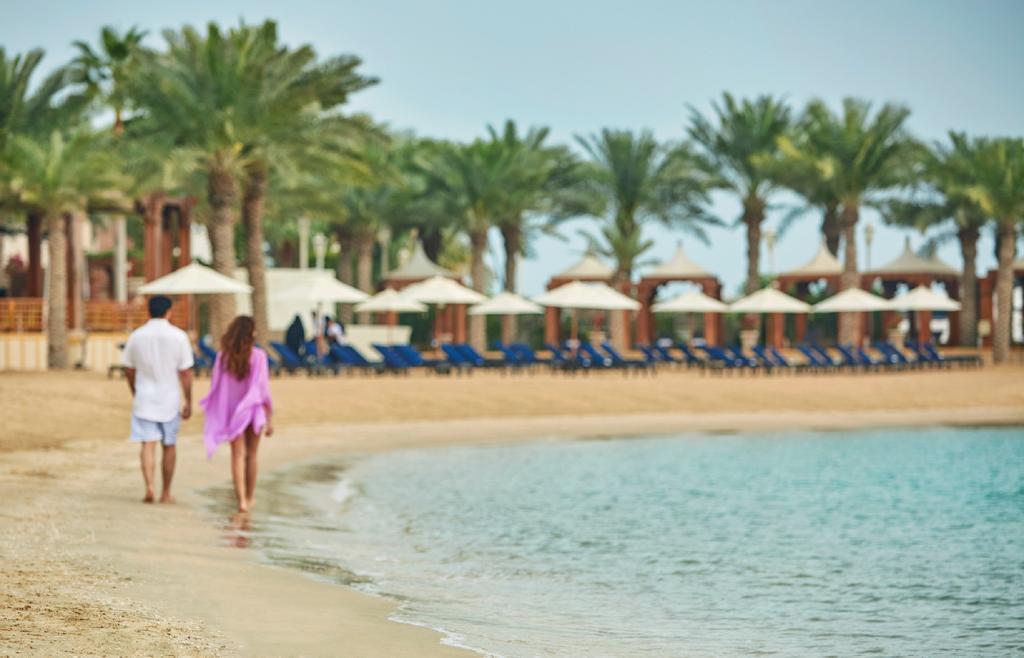 Four Seasons Hotel דוחה מראה חיצוני תמונה Beach at the resort